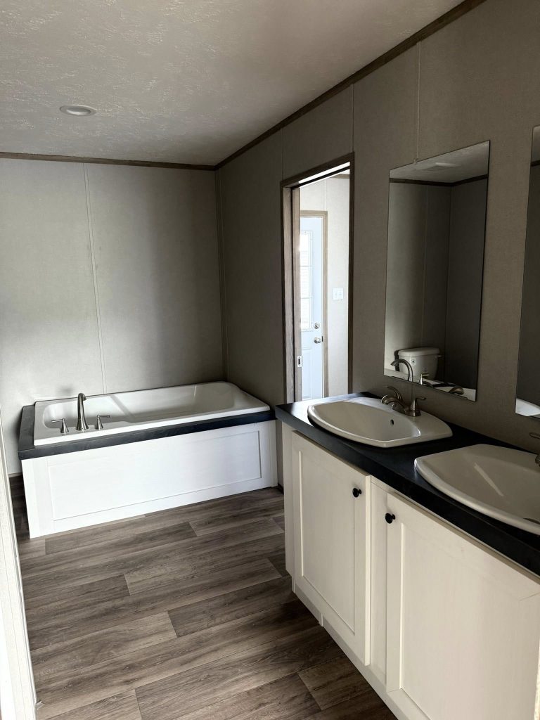 558870640_1211846057632289_764973180012045823_n