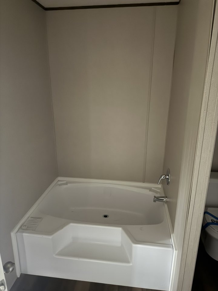 576334230_1234351388715089_6194521200183292743_n