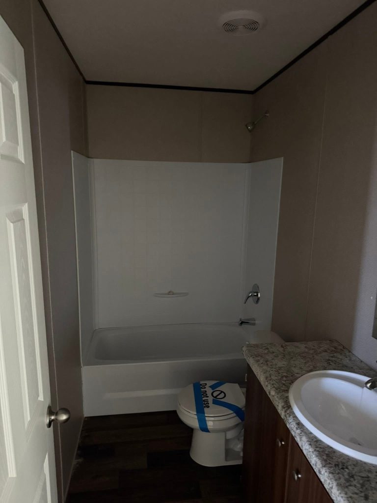 592915716_122116914153029377_4757724699220744348_n