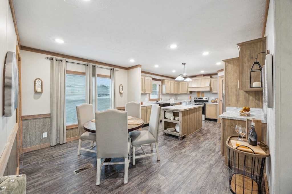 MD-26-Rawhide-dining