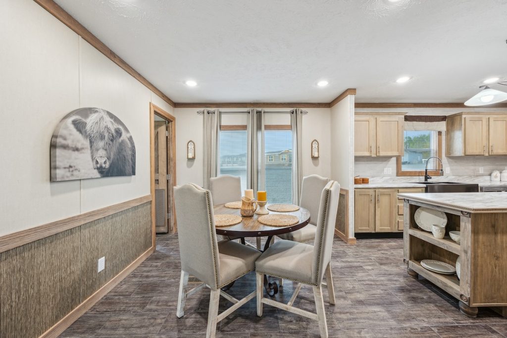 MD-26-Rawhide-dining-2