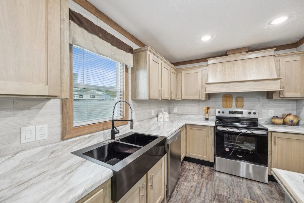 MD-26-Rawhide-kitchen-3