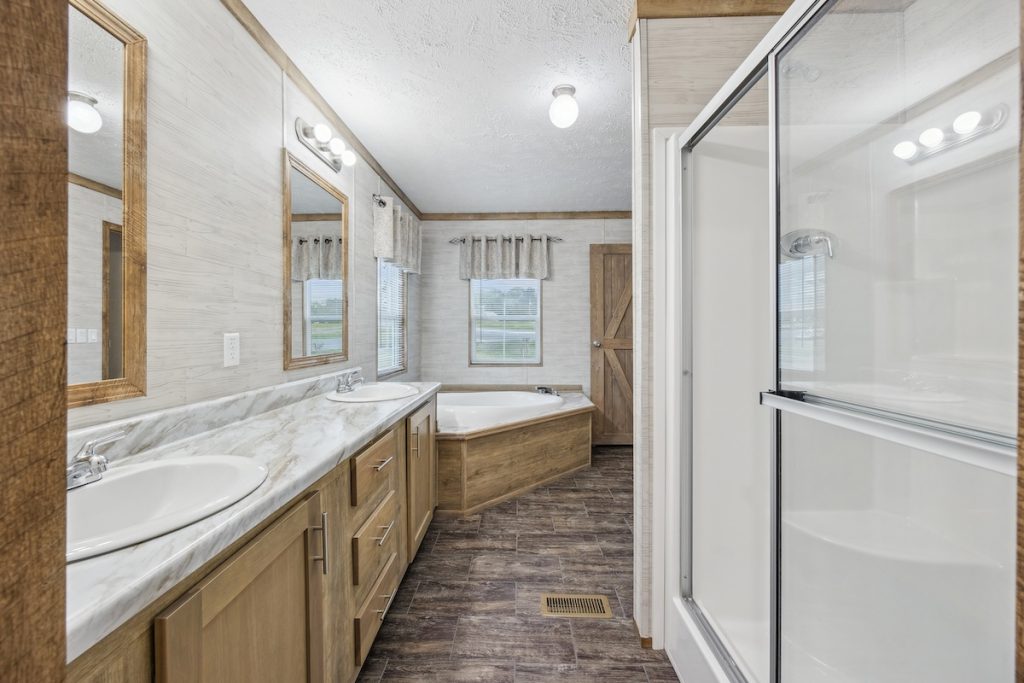 MD-26-Rawhide-master-bath2